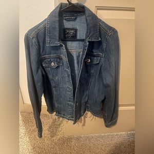 Women’s Abercrombie & Fitch Jean Jacket Size M